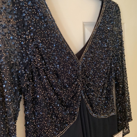 J Kara Beaded Navy Gown NWT Size 12 Mother of the Bride - Picture 4 of 5